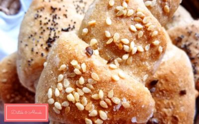 Teljes kiőrlésű házi magos kifli