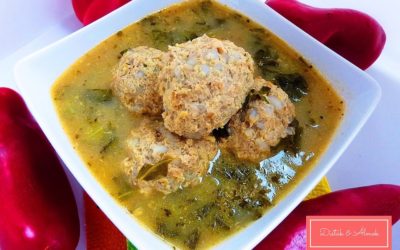 Pikáns mángoldleves gombóccal