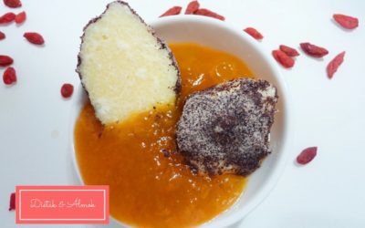 MÁKOS TÚRÓGOMBÓC HÁZI BARACKLEKVÁRRAL