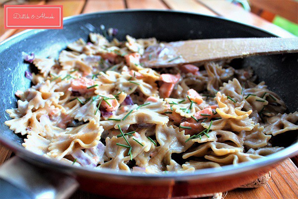 lilahagyma lazac tészta szénhidrát diéta cukorbetegség inzulinrezisztencia