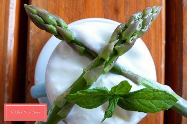 spárga snack fűszeres mártogatóssal szénhidrát diéta cukorbetegség inzulinrezisztencia