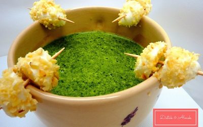 Spenótleves mandulás mozzarellával